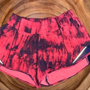 BNWOT lululemon hotty hot shorts sz 4